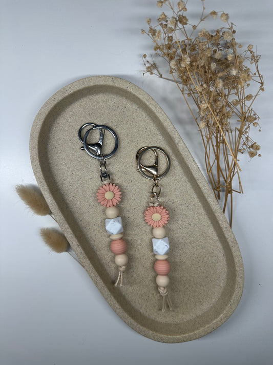 Peach 'Daisy' Keychain